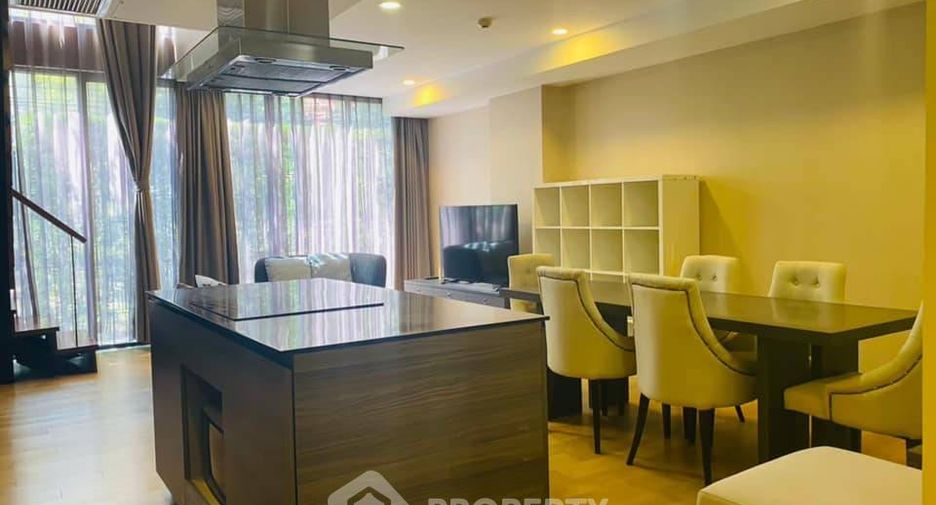 For sale 3 ベッドルーム condo in Pathum Wan, Bangkok