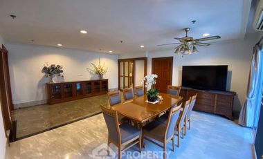 For sale 3 bedrooms condo in Watthana, Bangkok
