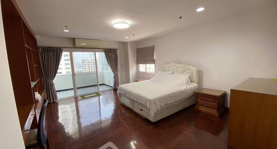 À vendre 3 chambres condo à Watthana, Bangkok
