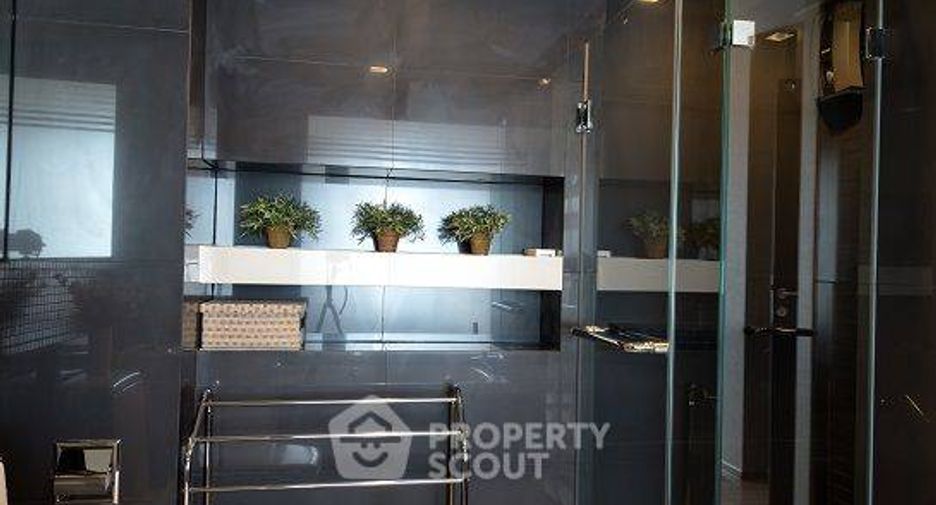 Condo en venta de 2 habitaciones en Sathon, Bangkok