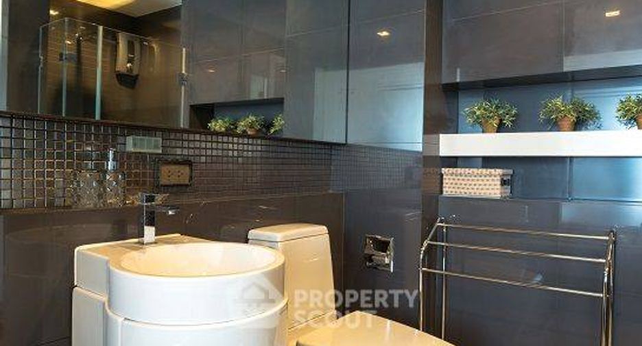 Condo en venta de 2 habitaciones en Sathon, Bangkok