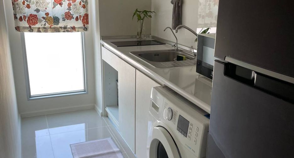 For sale 2 bedrooms condo in Khlong Toei, Bangkok