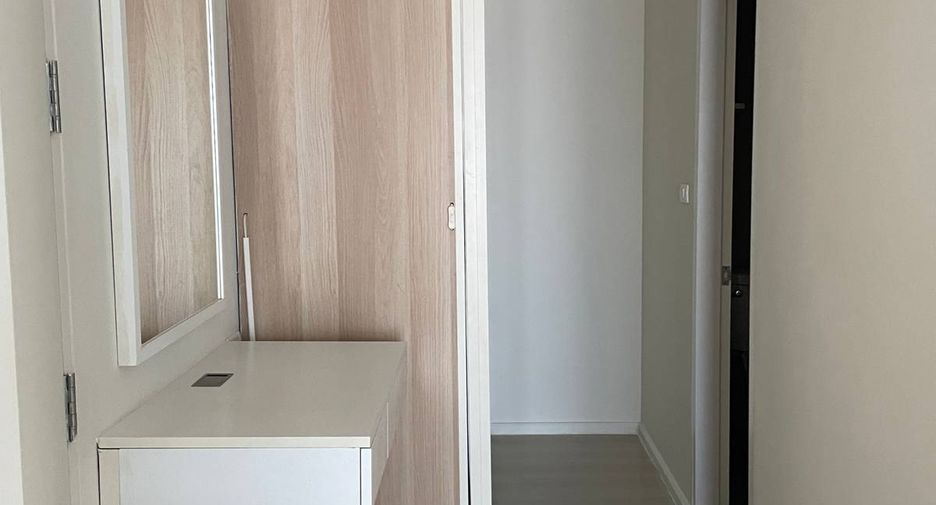 For sale 2 bedrooms condo in Khlong Toei, Bangkok