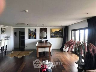 For sale 3 ベッドルーム condo in Bang Lamung, Chonburi