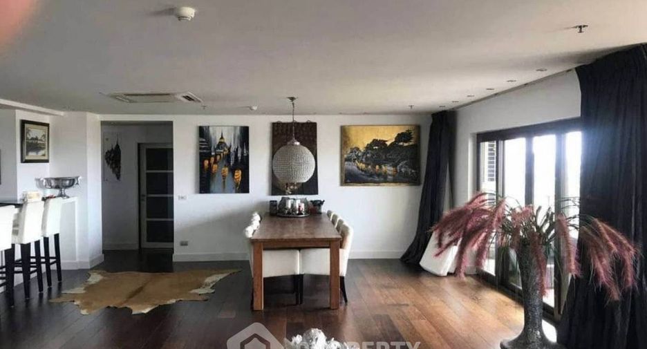 Condo en venta de 3 habitaciones en Pratumnak, Pattaya