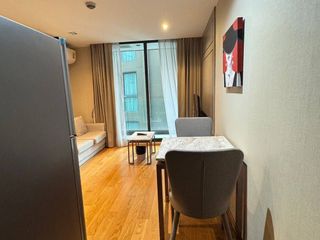 Condo en venta de 2 habitaciones en Bang Rak, Bangkok