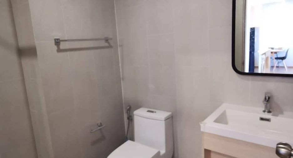 For sale 2 bedrooms condo in Bang Kapi, Bangkok