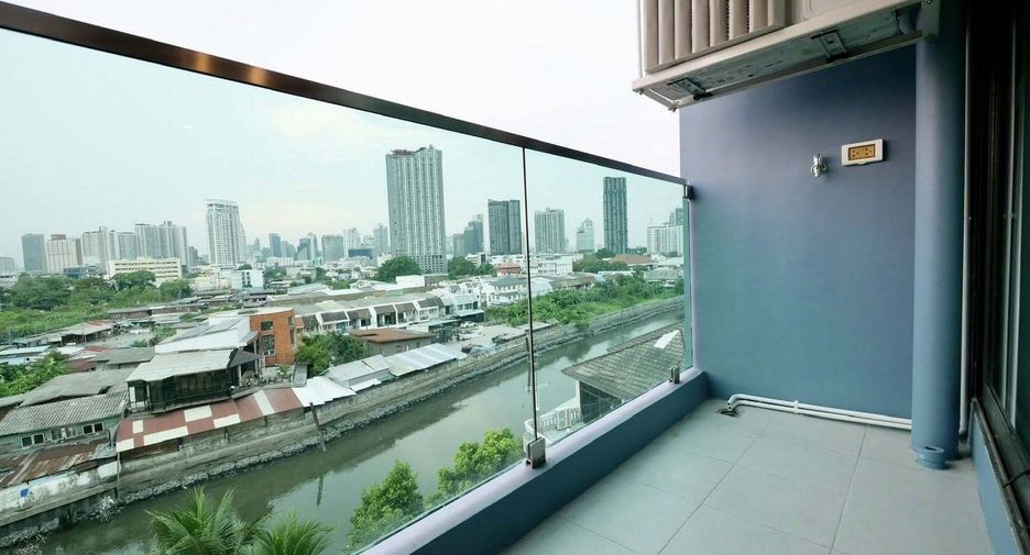 For sale 2 bedrooms condo in Khlong Toei, Bangkok