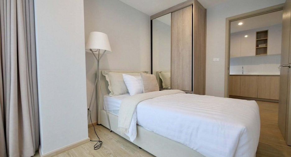 For sale 2 bedrooms condo in Khlong Toei, Bangkok
