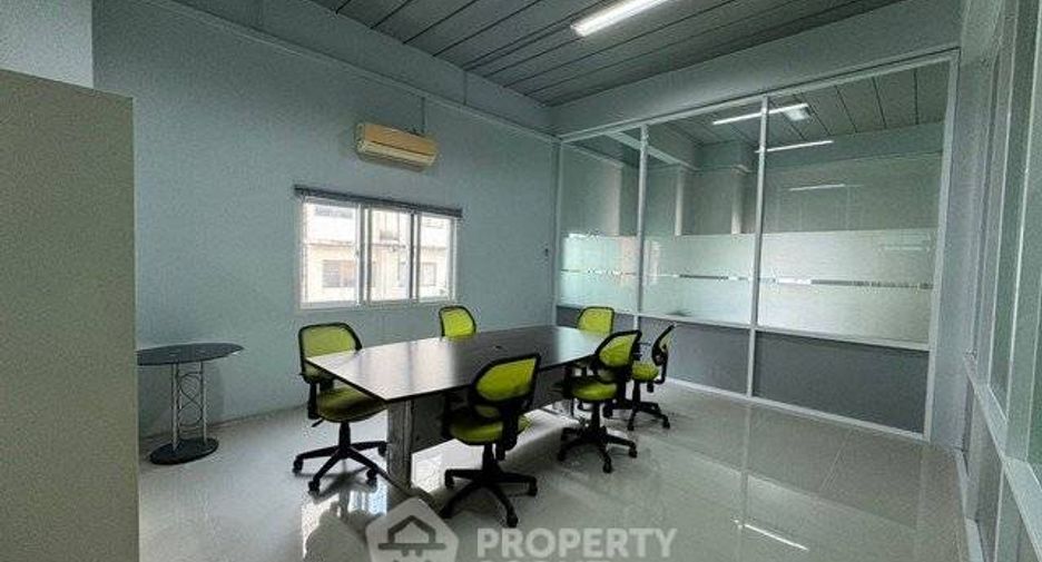 À louer et à vendre 9 chambres maison à Mueang Chon Buri, Chonburi