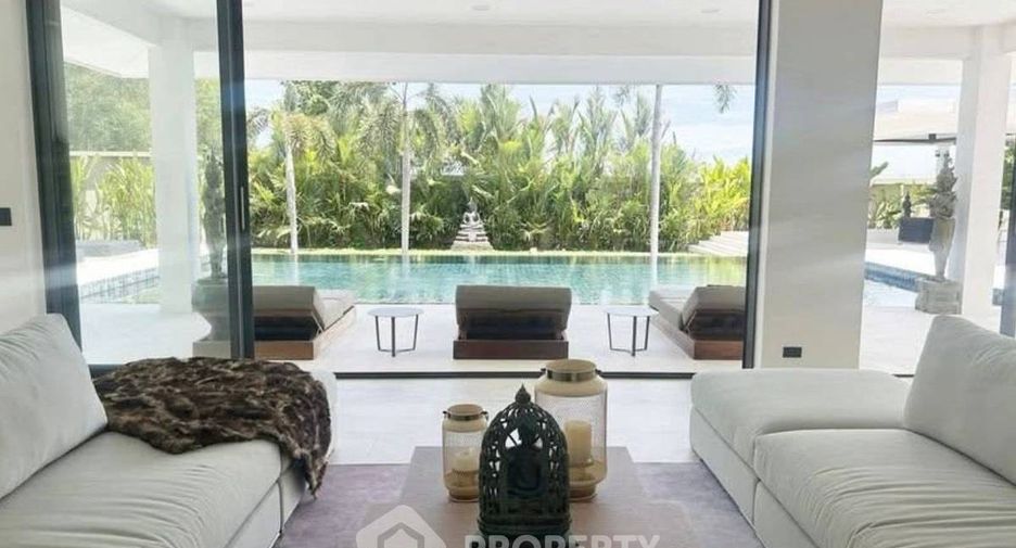 For sale 4 bedrooms house in Huay Yai, Pattaya