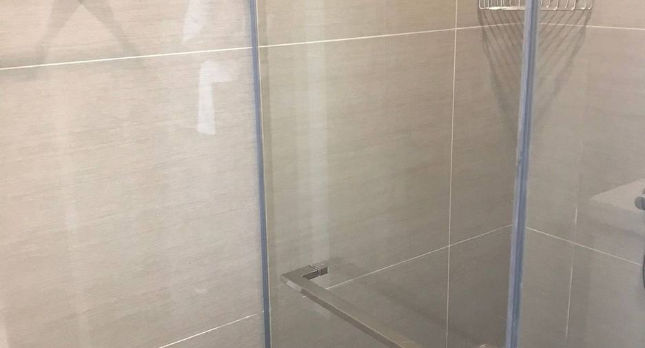 À vendre 1 chambre condo à Khlong Toei, Bangkok