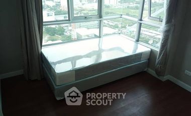 Condo en venta de 2 habitaciones en Huai Khwang, Bangkok