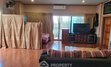 For sale 1 bed condo in Sattahip, Chonburi