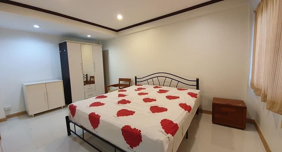 For rent 2 bedrooms townhouse in Mueang Phuket, Phuket