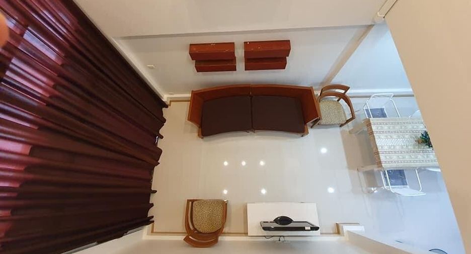 For rent 2 bedrooms townhouse in Mueang Phuket, Phuket