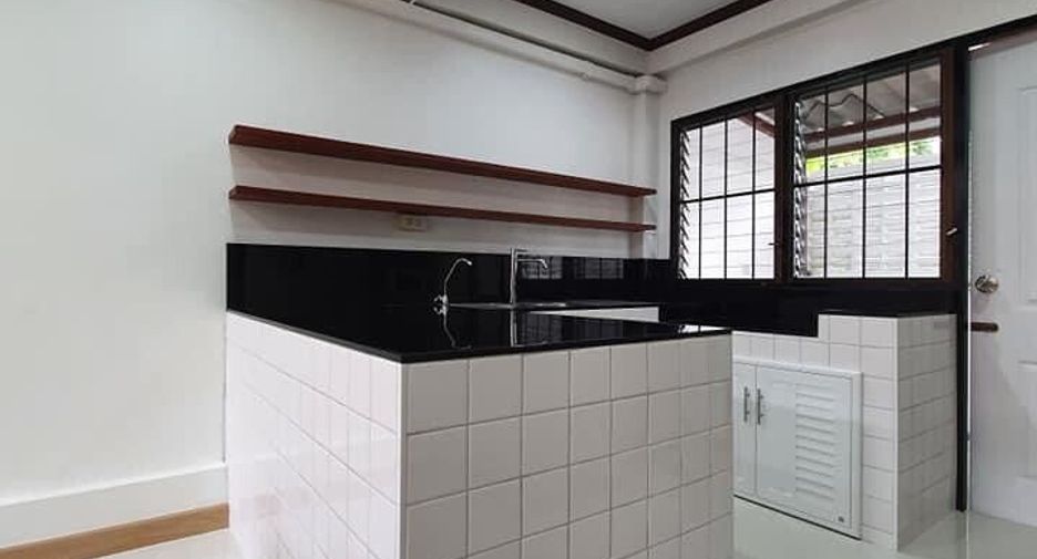 For rent 2 bedrooms townhouse in Mueang Phuket, Phuket