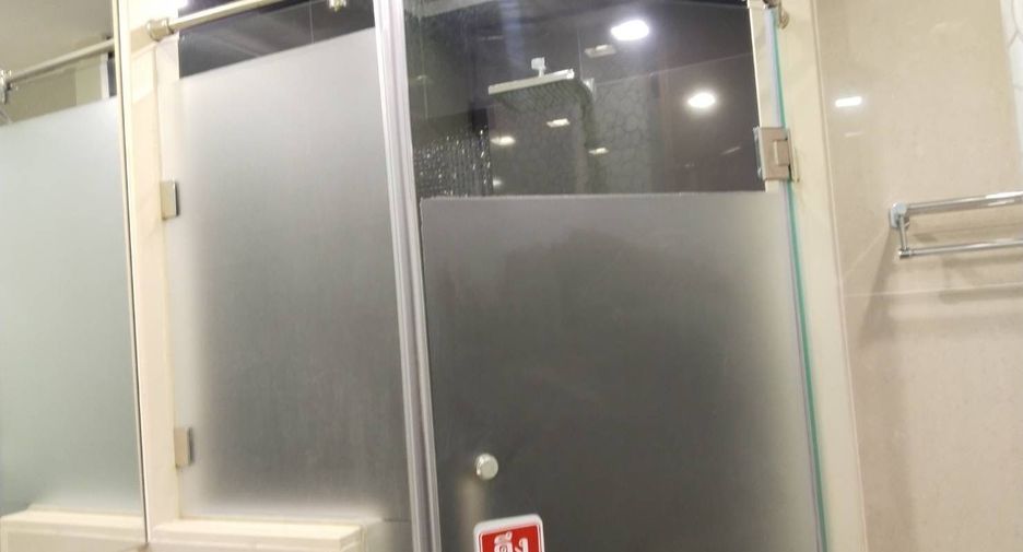 Condo en alquiler de 1 habitaciones en Sathon, Bangkok