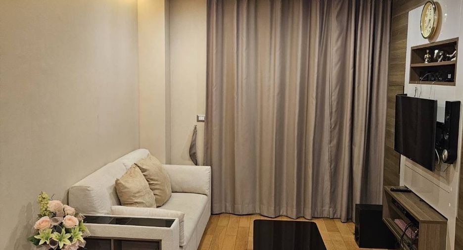 Condo en alquiler de 1 habitaciones en Sathon, Bangkok