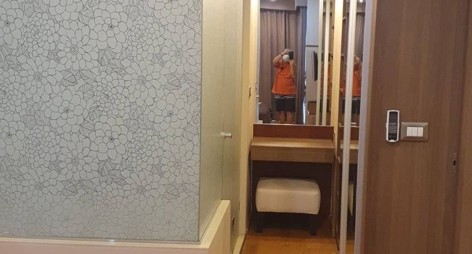 Condo en alquiler de 1 habitaciones en Sathon, Bangkok