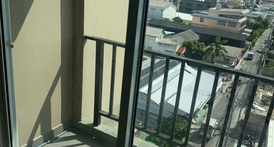 For rent studio condo in Phra Khanong, Bangkok