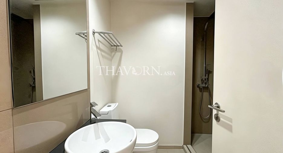 For sale studio condo in Pratumnak, Pattaya