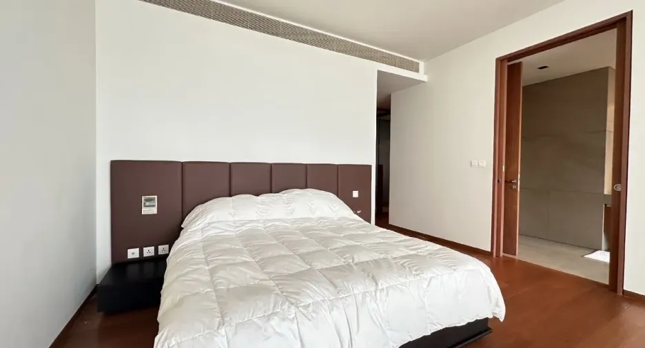 Продажа 2 спальни кондо в Сатхон, Бангкок