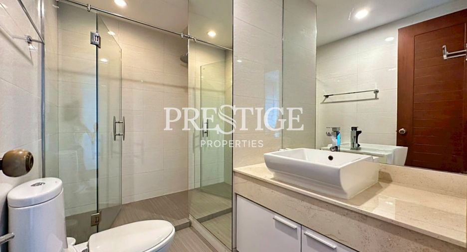 For rent 3 bedrooms condo in North Pattaya, Pattaya