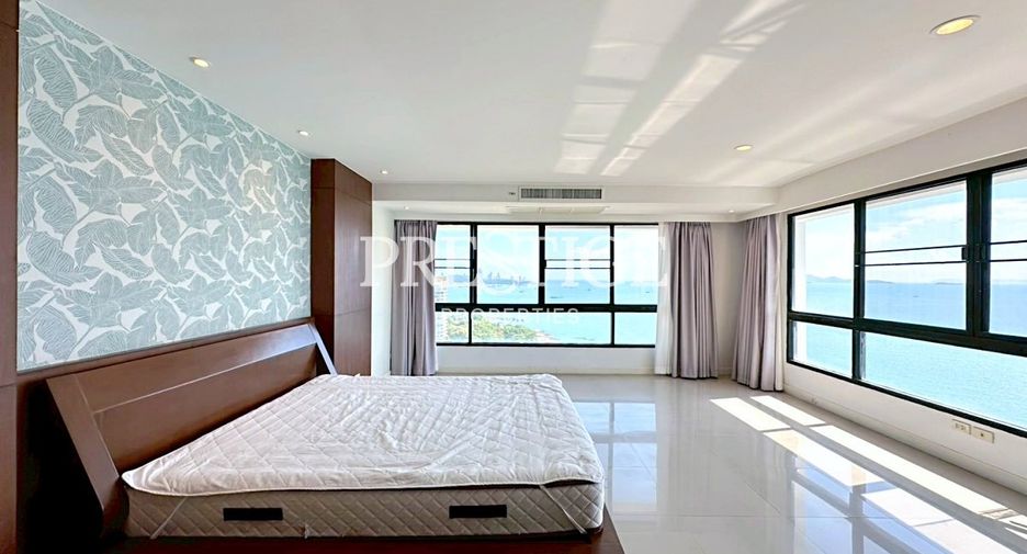 For rent 3 bedrooms condo in Bang Lamung, Chonburi