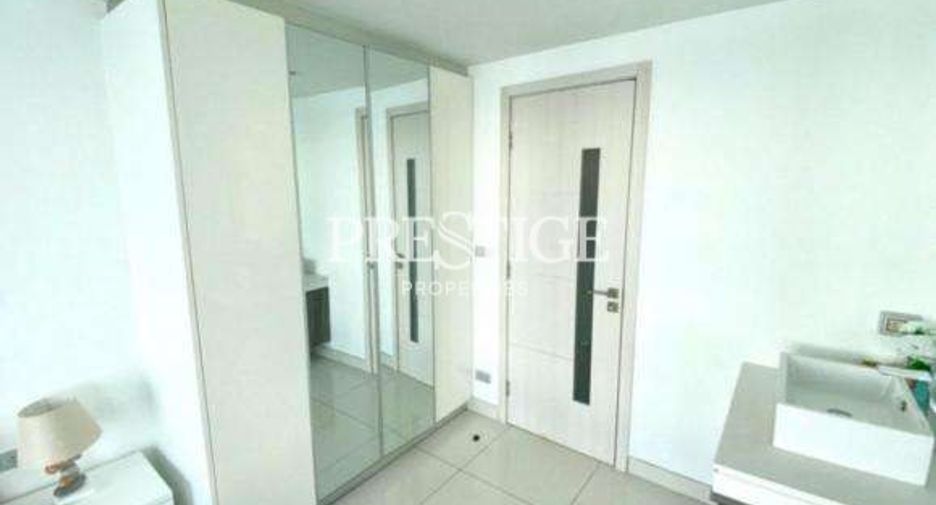 For rent 2 bedrooms condo in North Pattaya, Pattaya