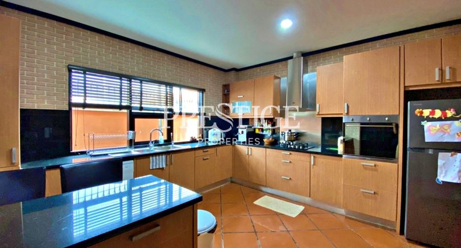 Haus zur Miete mit 4 Zimmer in East Pattaya, Pattaya