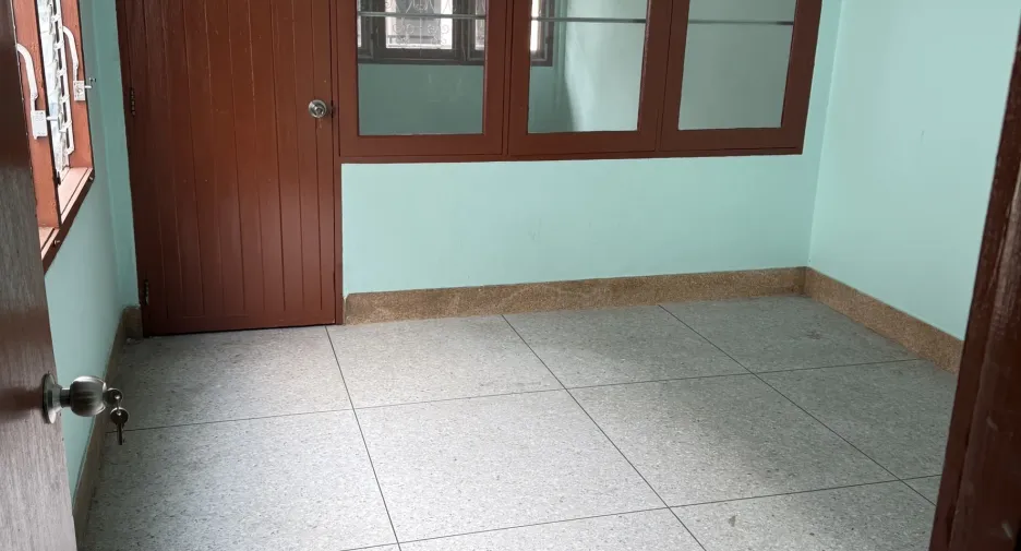 For sale 3 bedrooms townhouse in Bang Rak, Bangkok