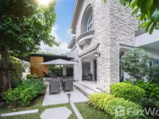 For sale and for rent 4 bedrooms house in Bang Khen, Bangkok