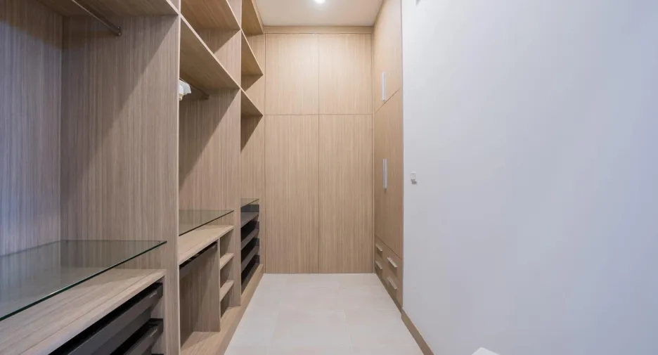 À vendre 4 chambres villa à Huay Yai, Pattaya