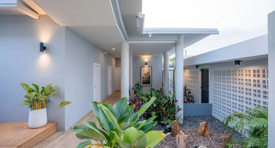 À vendre 4 chambres villa à Huay Yai, Pattaya