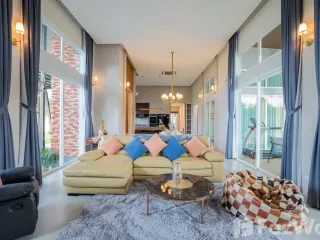 À vendre 4 chambres villa à Bang Lamung, Chonburi