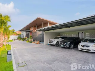 À vendre 4 chambres villa à Bang Lamung, Chonburi