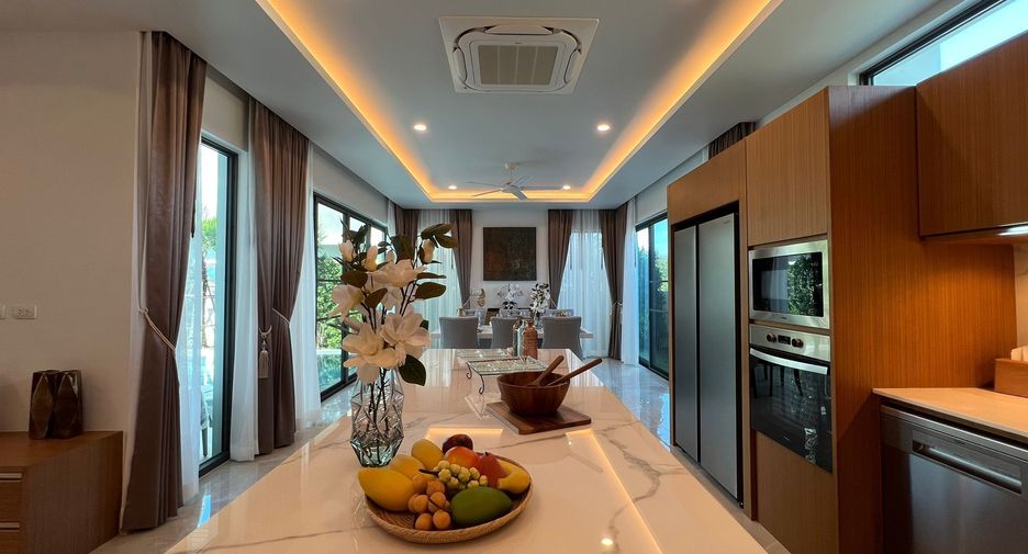 For rent 3 bedrooms villa in Thalang, Phuket