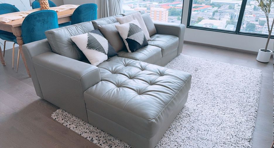 For rent and for sale 3 bedrooms condo in Ratchathewi, Bangkok