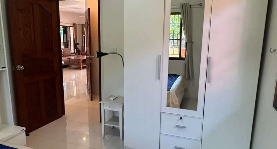 For rent 3 bedrooms house in South Pattaya, Pattaya