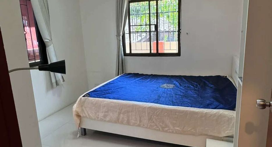 For rent 3 bedrooms house in South Pattaya, Pattaya