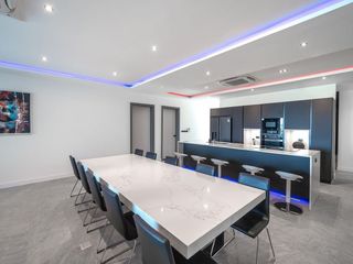Haus zum Kauf mit 6 Zimmer in Bang Lamung, Chonburi