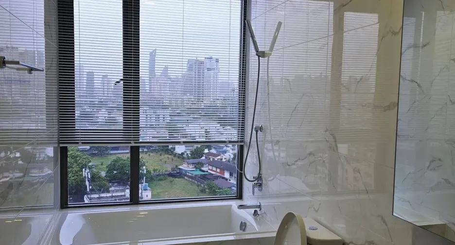À louer 1 chambre condo à Watthana, Bangkok