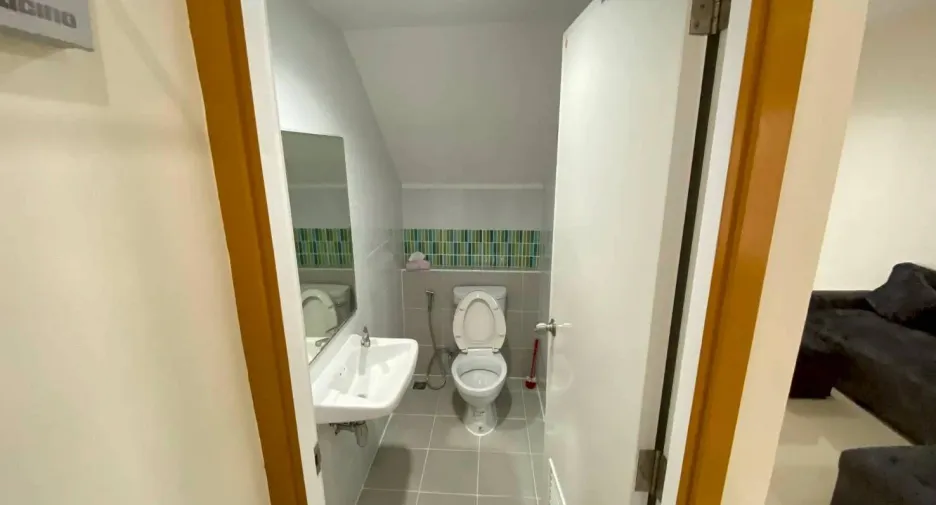 For rent 2 bedrooms townhouse in Mueang Phuket, Phuket