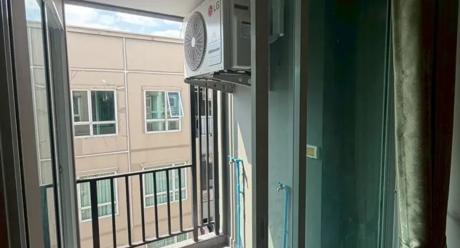 For rent studio condo in Phra Khanong, Bangkok