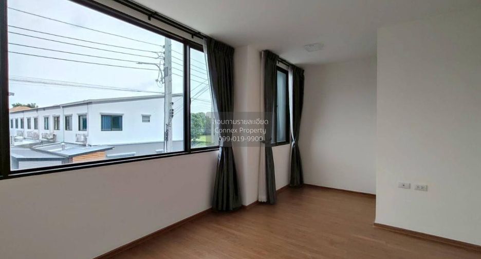 For sale 3 bedrooms townhouse in Bang Phli, Samut Prakan