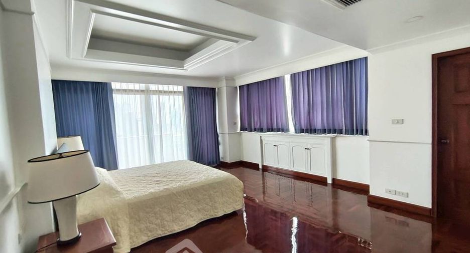 À louer 4 chambres condo à Khlong Toei, Bangkok