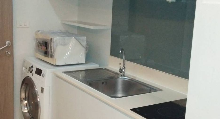 For rent 1 bed condo in Khlong Toei, Bangkok