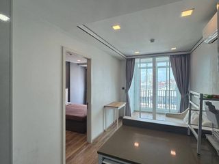 For rent 1 bed condo in Yan Nawa, Bangkok