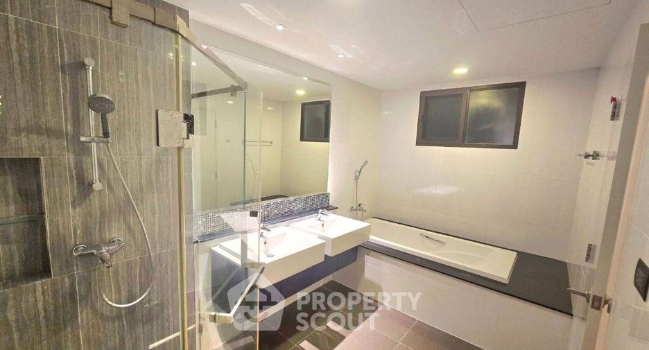 Haus zur Miete mit 4 Zimmer in Prawet, Bangkok